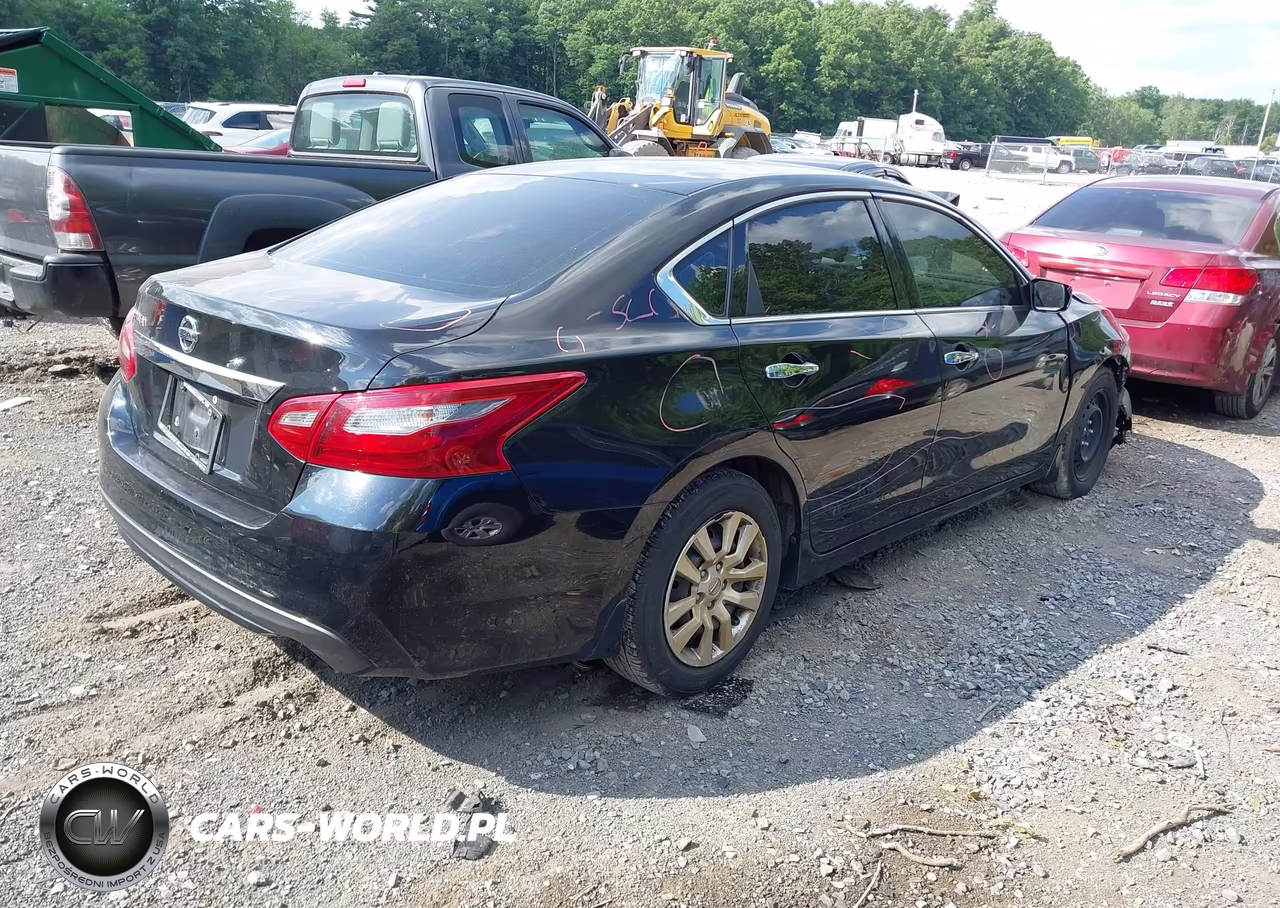 2018 Nissan Altima 2.5 S VIN:1N4AL3AP2JC293821 - 4