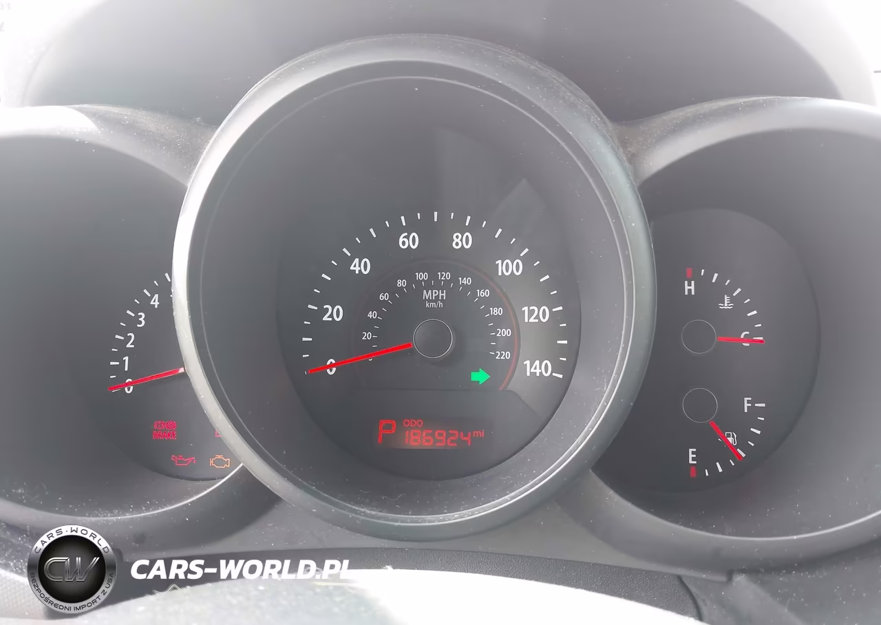 2010 Kia Soul + VIN:KNDJT2A21A7039230 - 7