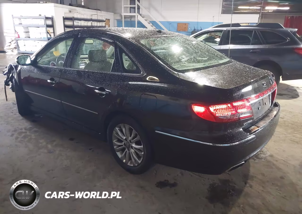 2011 Hyundai Azera Limited VIN:KMHFC4DF6BA526696 - 3