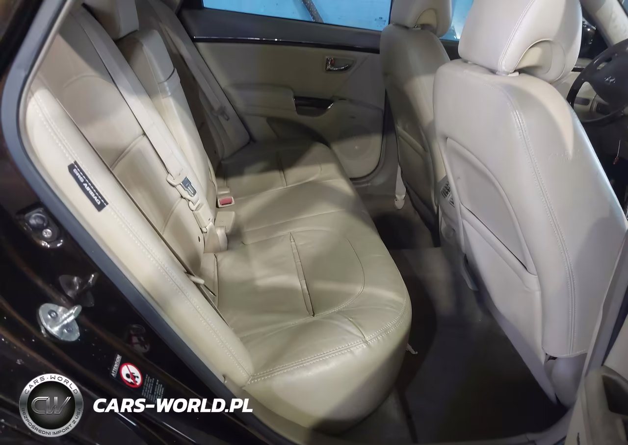 2011 Hyundai Azera Limited VIN:KMHFC4DF6BA526696 - 8