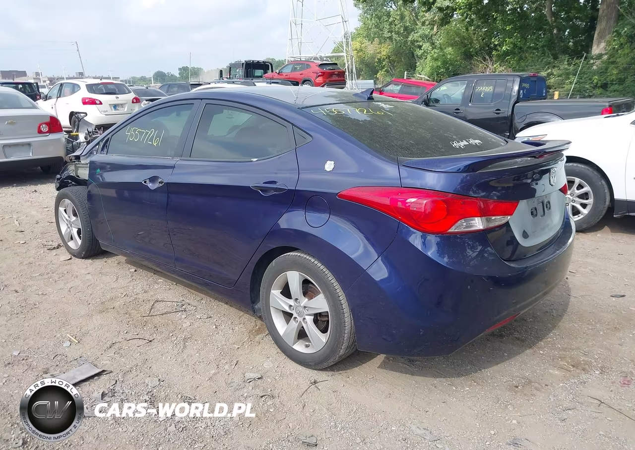 2013 Hyundai Elantra Gls VIN:5NPDH4AE8DH356684 - 3
