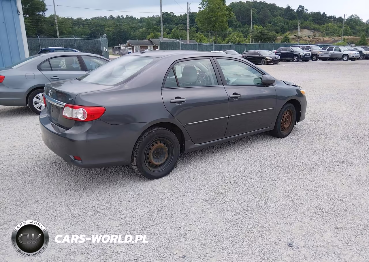 2011 Toyota Corolla Le VIN:2T1BU4EEXBC705986 - 4