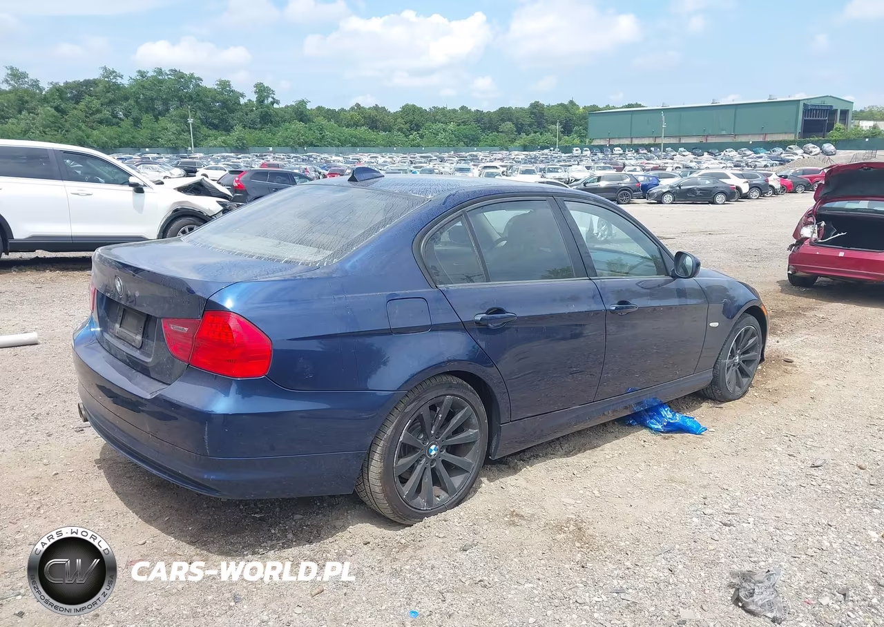 2011 BMW 328I VIN:WBAPH7G54BNM55325 - 4