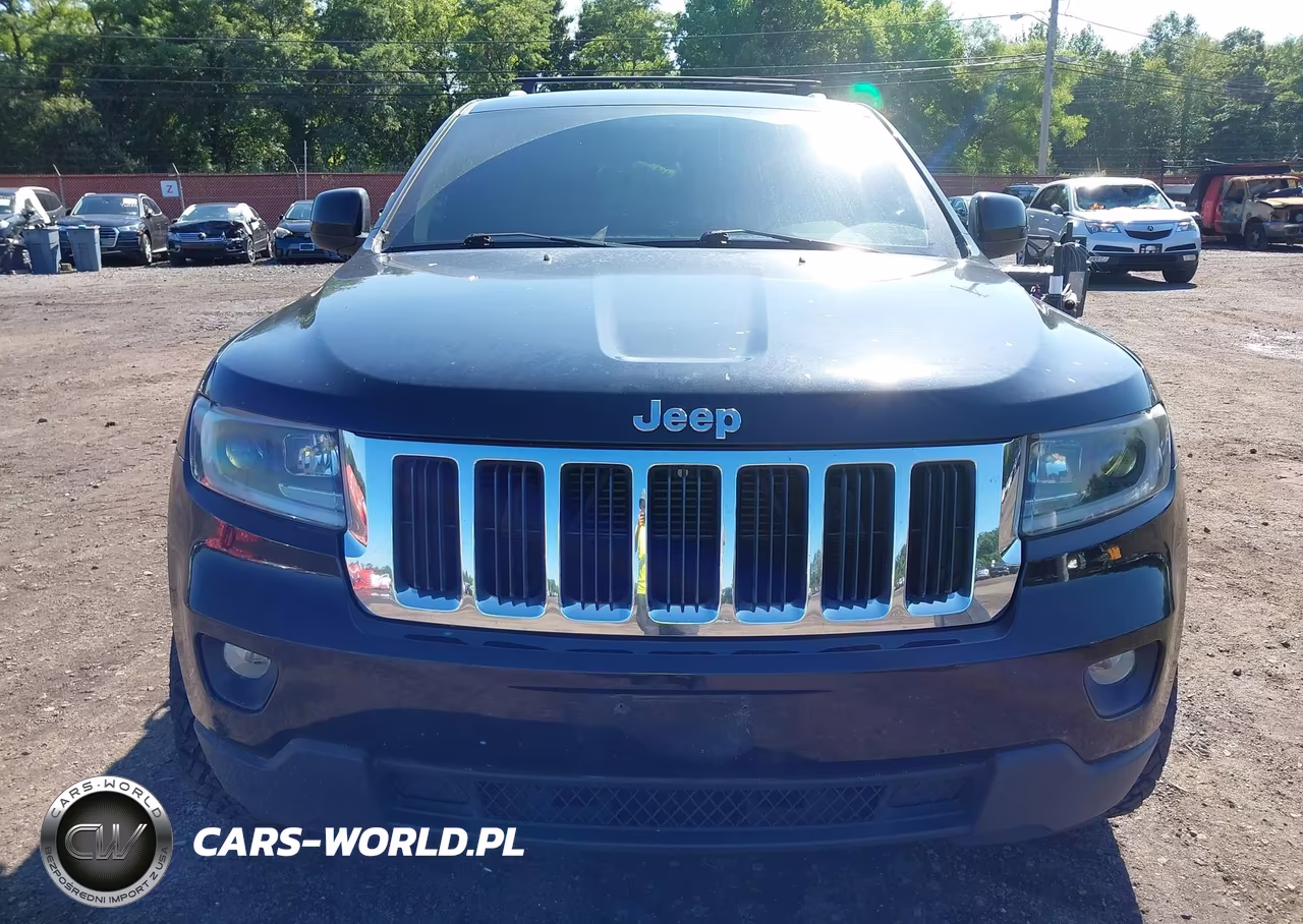 2012 Jeep Grand Cherokee Laredo VIN:1C4RJFAG5CC214830 - 12