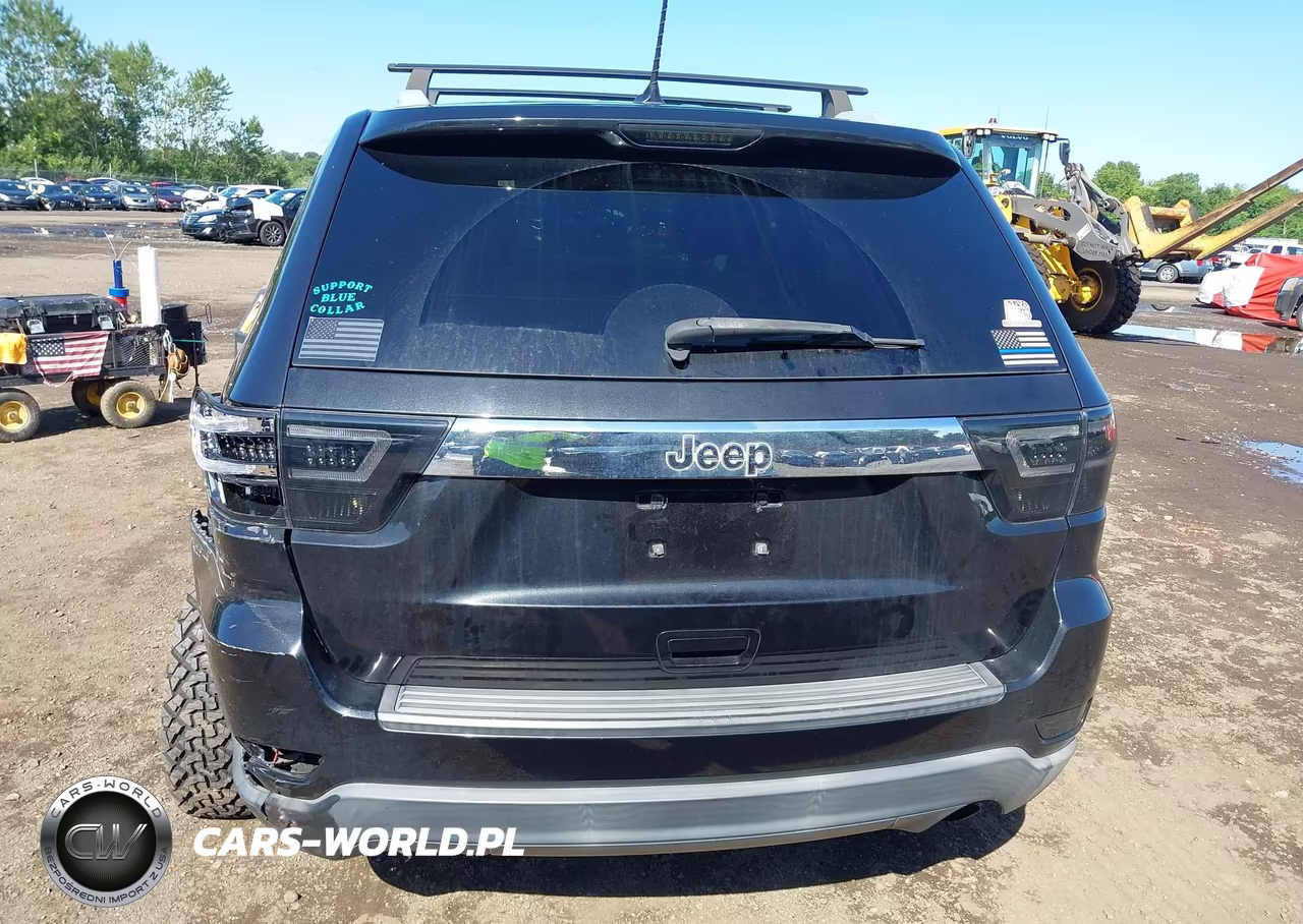 2012 Jeep Grand Cherokee Laredo VIN:1C4RJFAG5CC214830 - 17