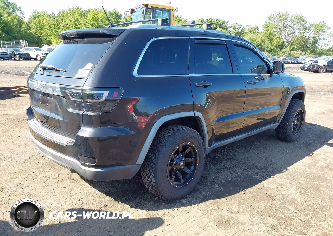 2012 Jeep Grand Cherokee Laredo VIN:1C4RJFAG5CC214830 - 4