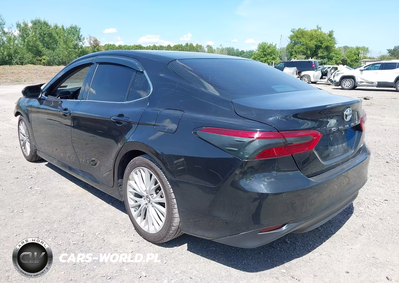 2018 Toyota Camry Xle VIN:4T1B11HKXJU012504 - 3