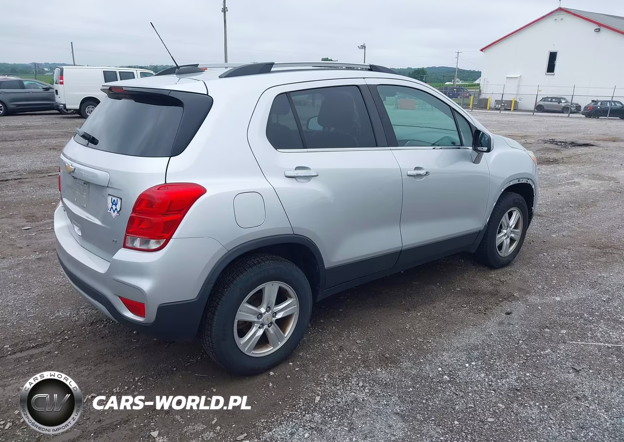 2018 Chevrolet Trax Lt VIN:KL7CJPSB7JB711991 - 4