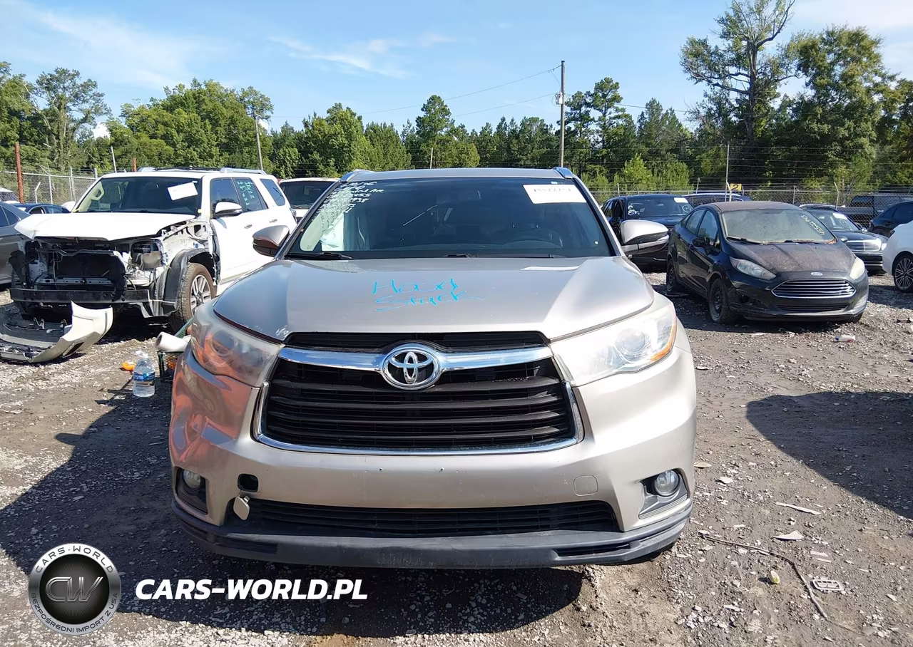 2015 Toyota Highlander Xle V6 VIN:5TDJKRFH5FS081938 - 12