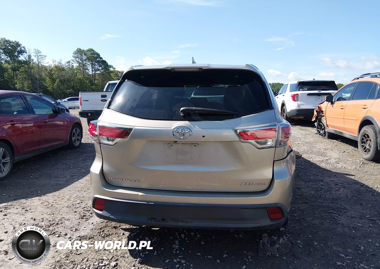 2015 Toyota Highlander Xle V6 VIN:5TDJKRFH5FS081938 - 16