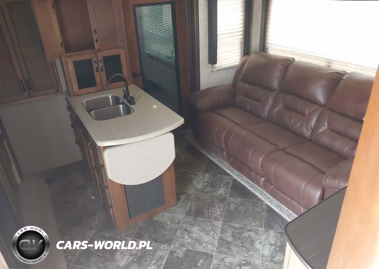 2015 Keystone M3221 VIN:4YDF32721FR805463 - 12