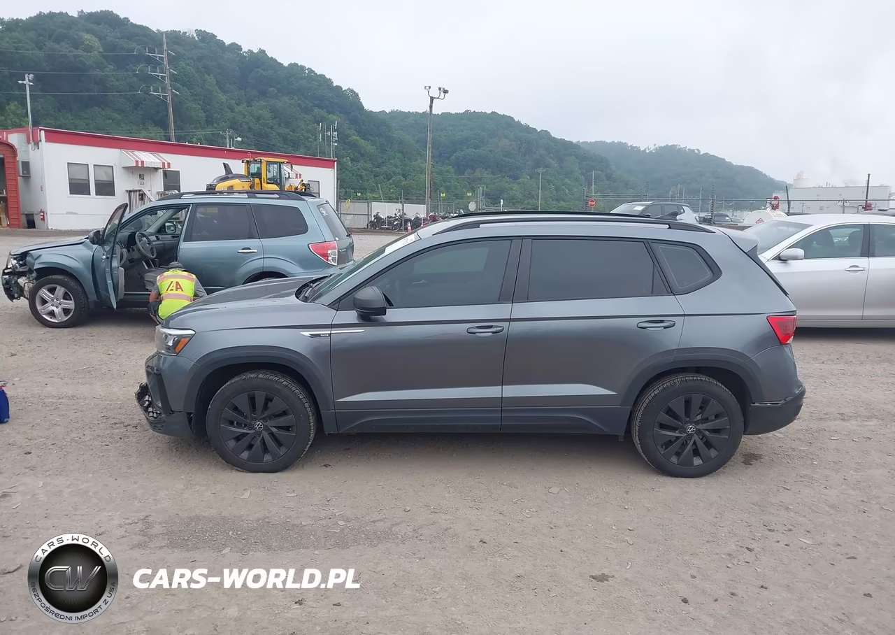 2022 Volkswagen Taos 1.5T S VIN:3VVCX7B23NM000502 - 14