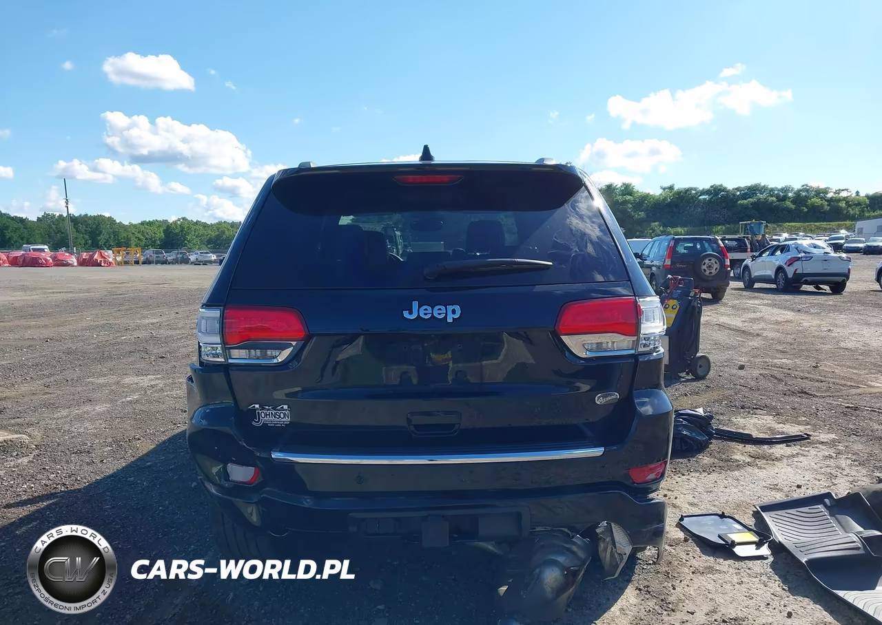 2020 Jeep Grand Cherokee Overland 4X4 VIN:1C4RJFCG7LC276808 - 17