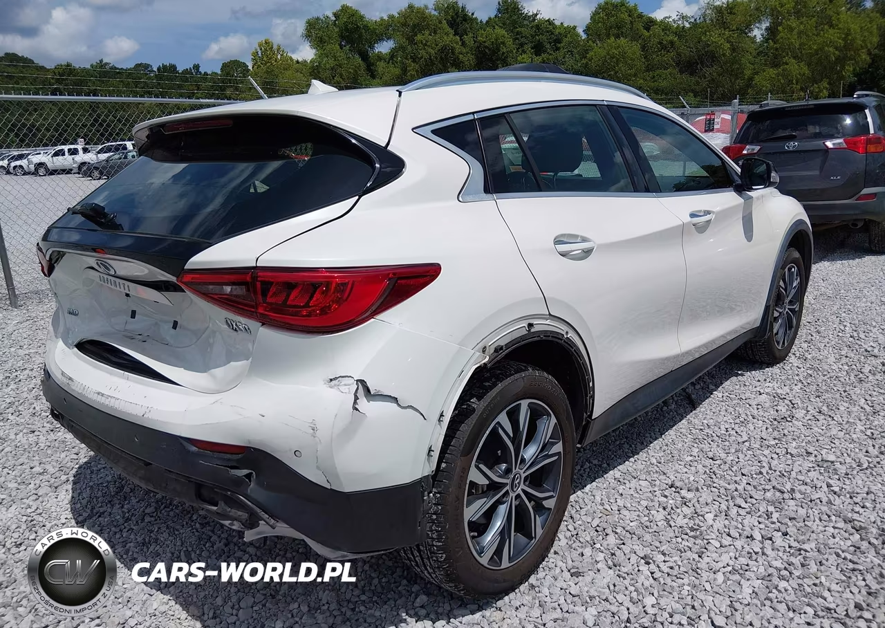2018 Infiniti Qx30 Premium VIN:SJKCH5CRXJA047784 - 4