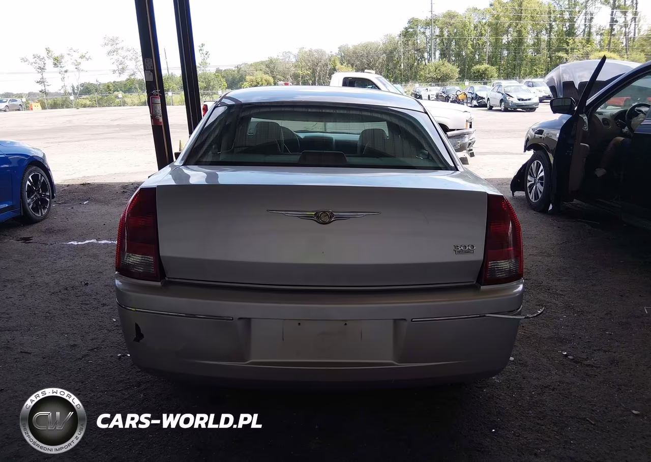 2006 Chrysler 300 Touring VIN:2C3KA53G96H101932 - 16