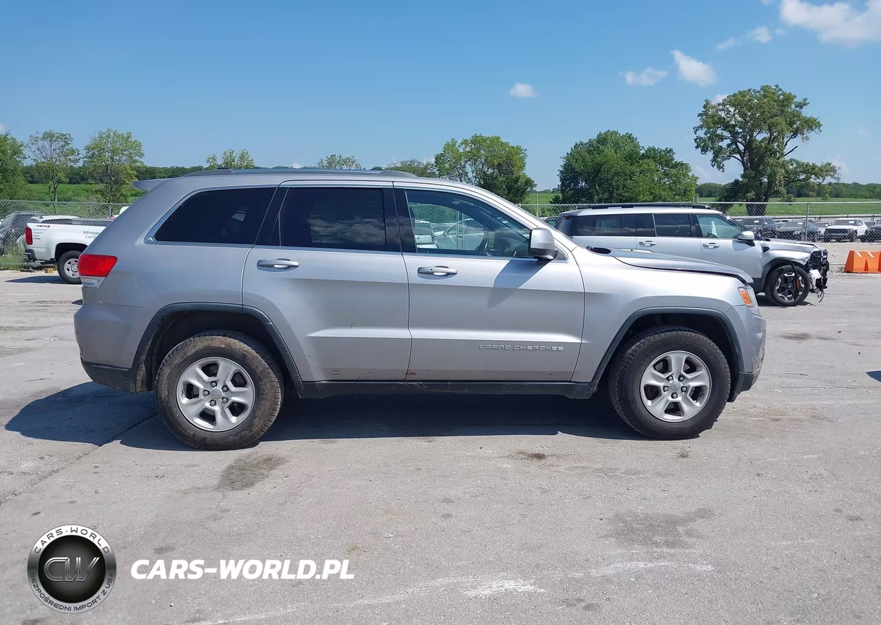 2014 Jeep Grand Cherokee Laredo VIN:1C4RJFAG2EC472029 - 13