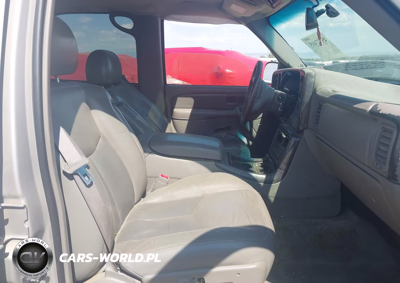 2004 GMC Yukon Denali VIN:1GKEK63UX4J118918 - 5