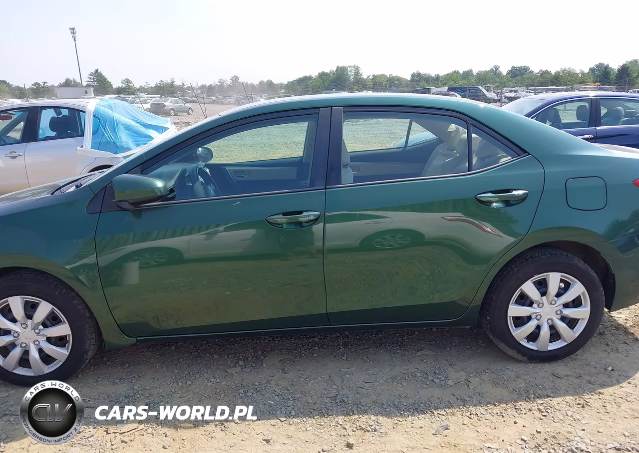 2015 Toyota Corolla Le VIN:2T1BURHE4FC321412 - 14