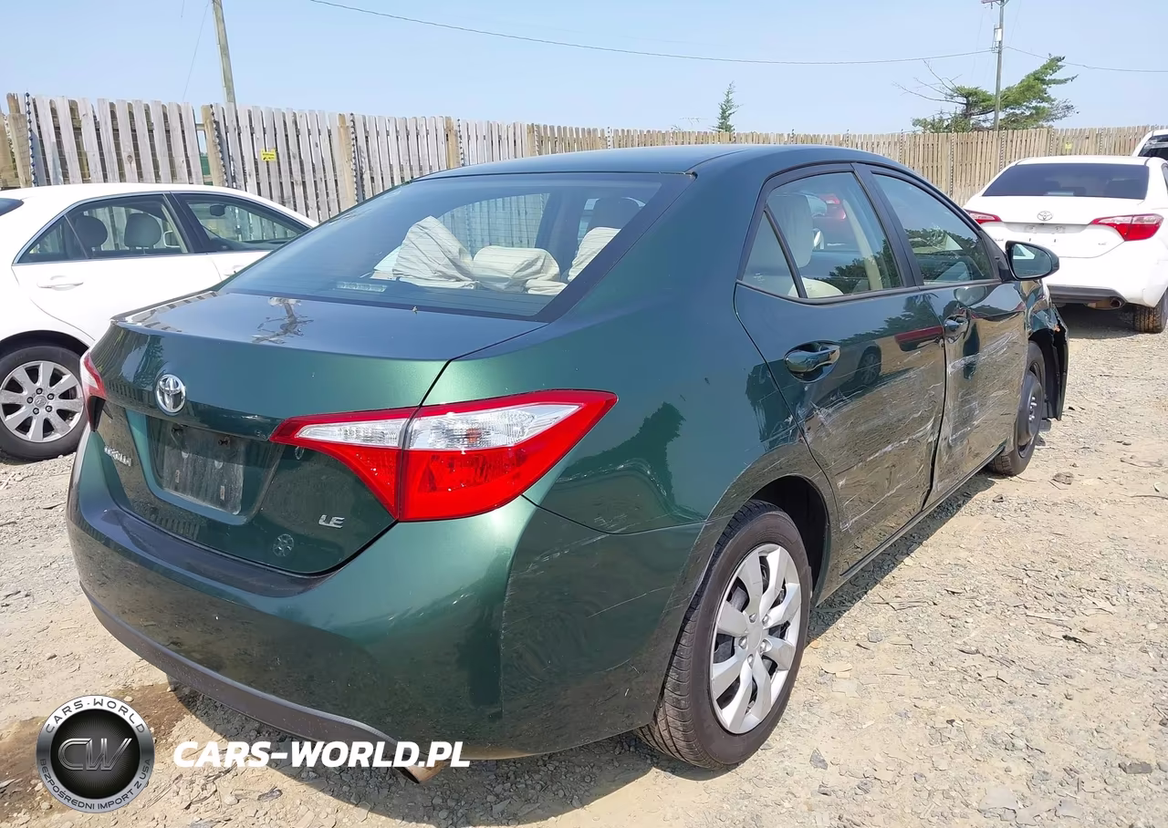 2015 Toyota Corolla Le VIN:2T1BURHE4FC321412 - 4