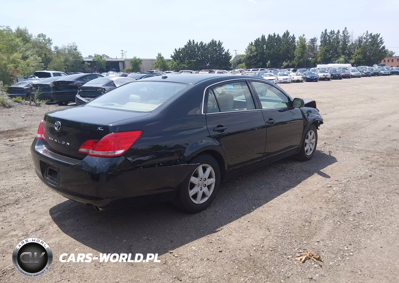 2010 Toyota Avalon Xl VIN:4T1BK3DB1AU366975 - 4
