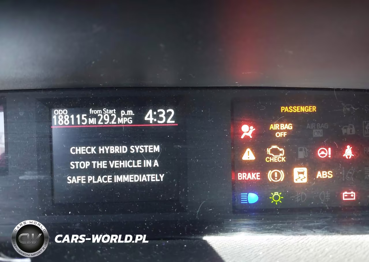2016 Toyota Prius C Two VIN:JTDKDTB31G1137961 - 18