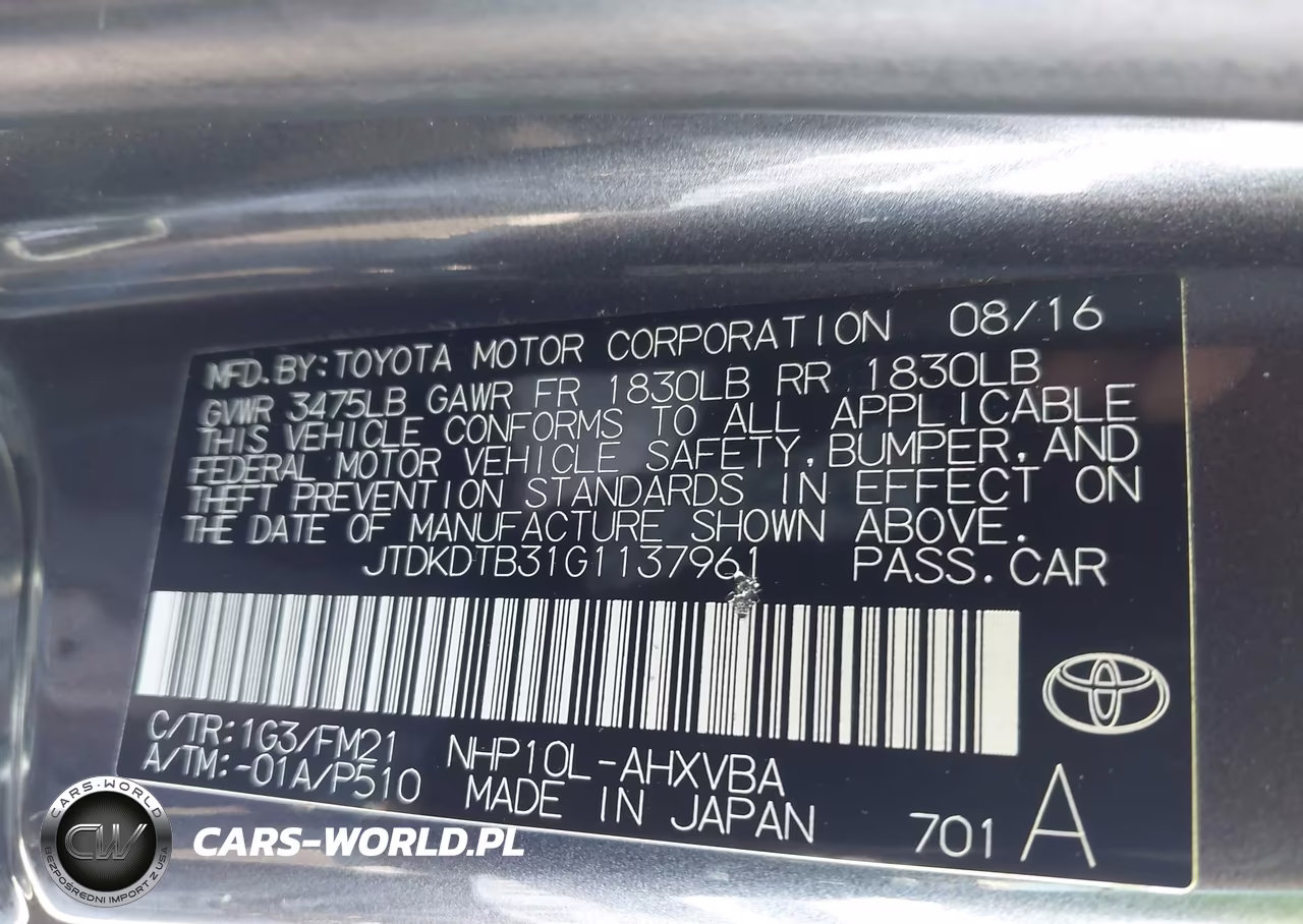 2016 Toyota Prius C Two VIN:JTDKDTB31G1137961 - 9