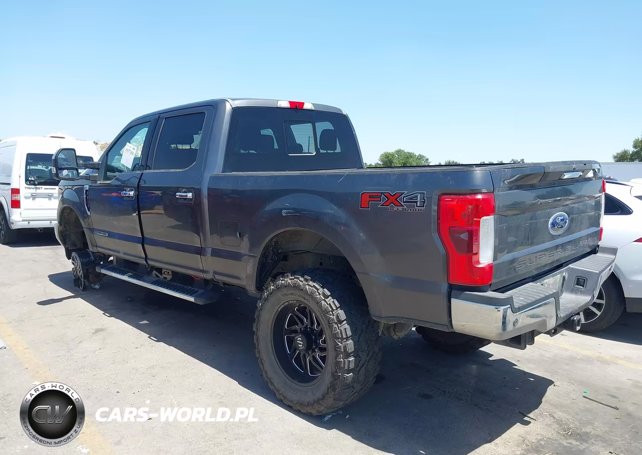 2017 Ford F-250 Lariat VIN:1FT7W2BT3HEC43140 - 3