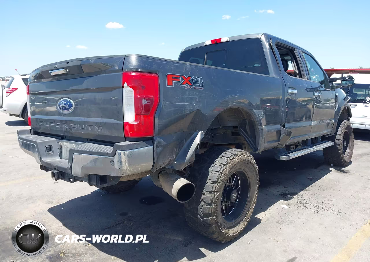 2017 Ford F-250 Lariat VIN:1FT7W2BT3HEC43140 - 4