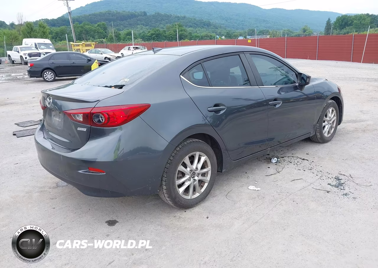 2015 Mazda Mazda3 I Touring VIN:JM1BM1V70F1263973 - 4