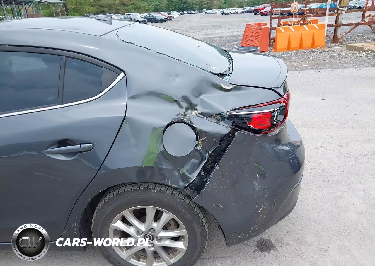2015 Mazda Mazda3 I Touring VIN:JM1BM1V70F1263973 - 6
