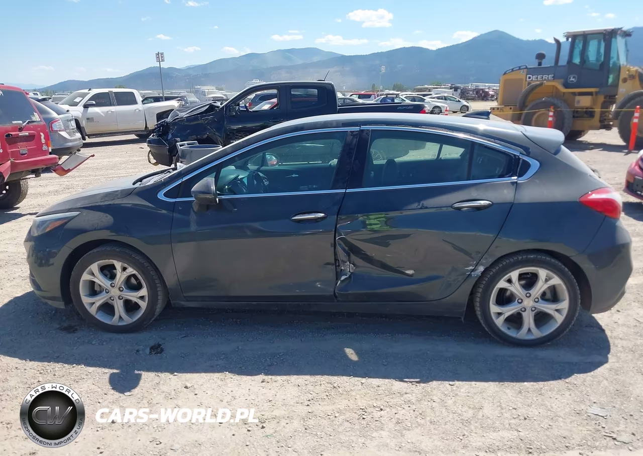 2017 Chevrolet Cruze Premier Auto VIN:3G1BF6SMXHS522433 - 14