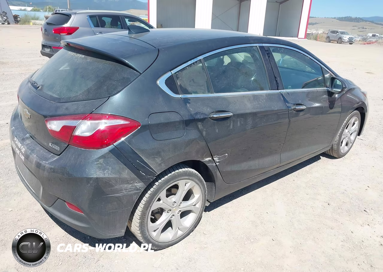 2017 Chevrolet Cruze Premier Auto VIN:3G1BF6SMXHS522433 - 4