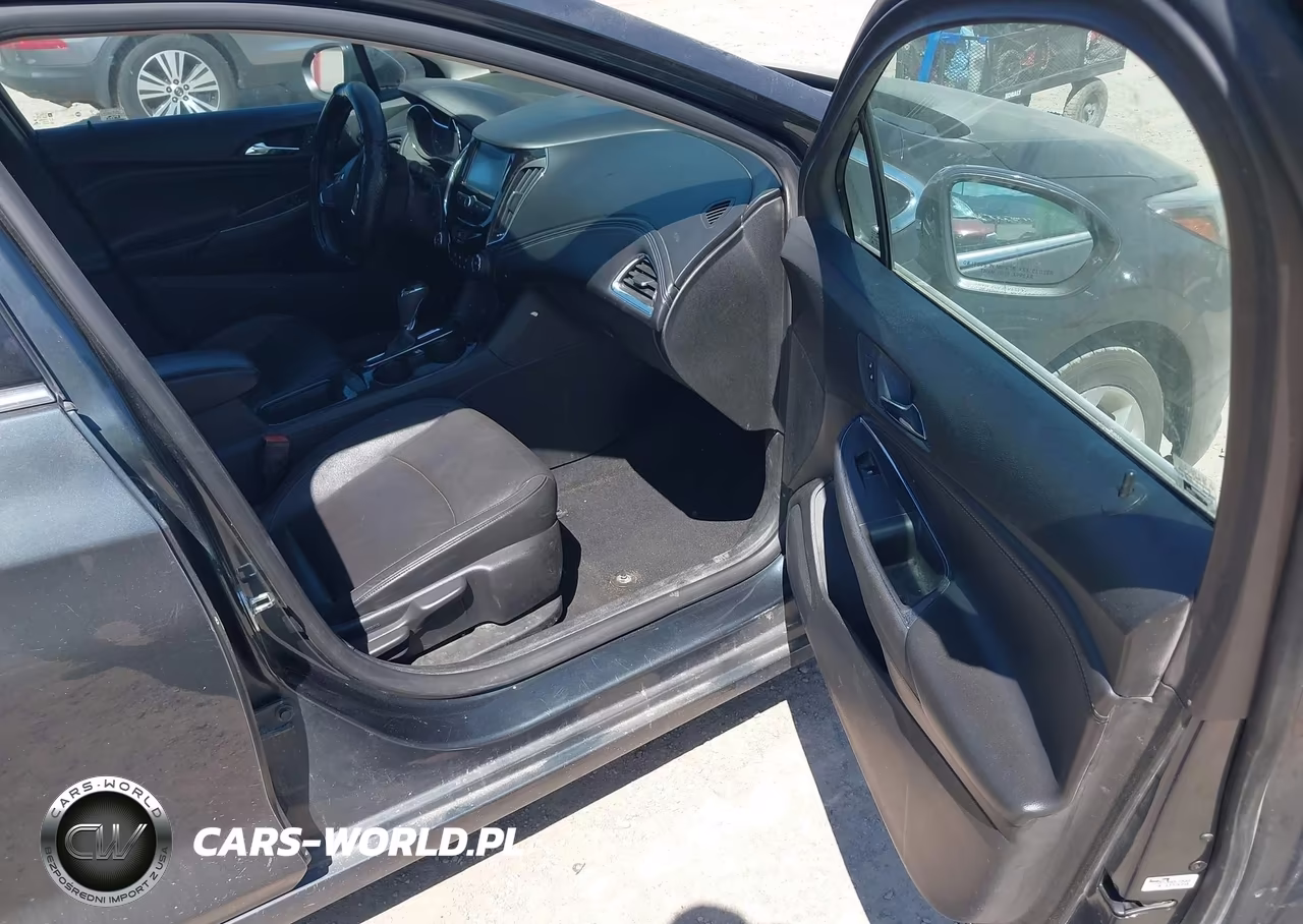 2017 Chevrolet Cruze Premier Auto VIN:3G1BF6SMXHS522433 - 5