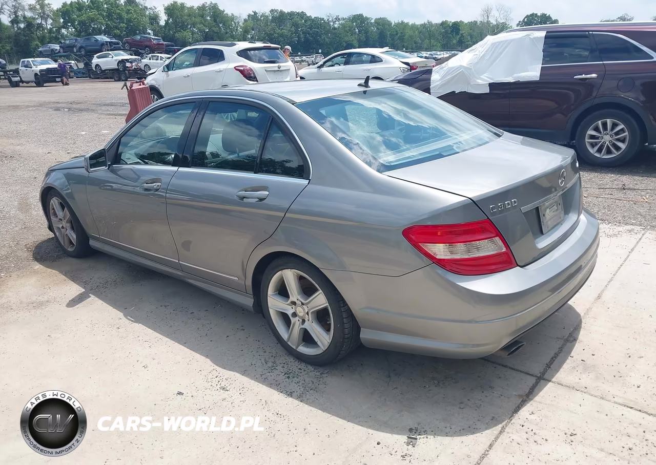 2011 Mercedes-Benz C 300 Luxury 4Matic-Sport 4Matic VIN:WDDGF8BB4BR152250 - 3