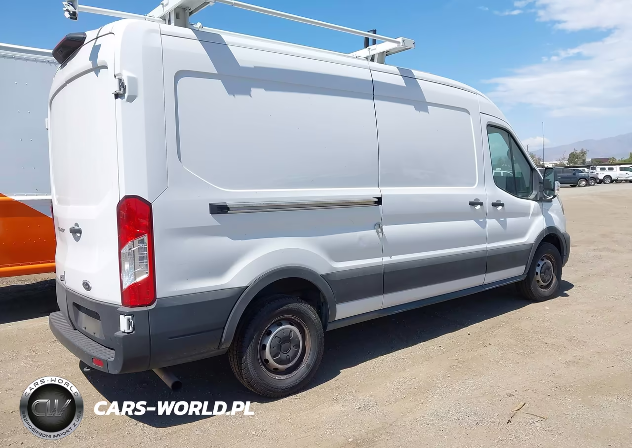 2023 Ford Transit-250 VIN:1FTBR1C8XPKB21994 - 4