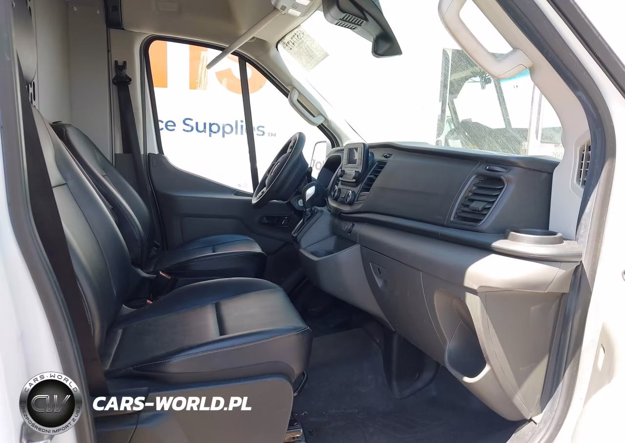 2023 Ford Transit-250 VIN:1FTBR1C8XPKB21994 - 5