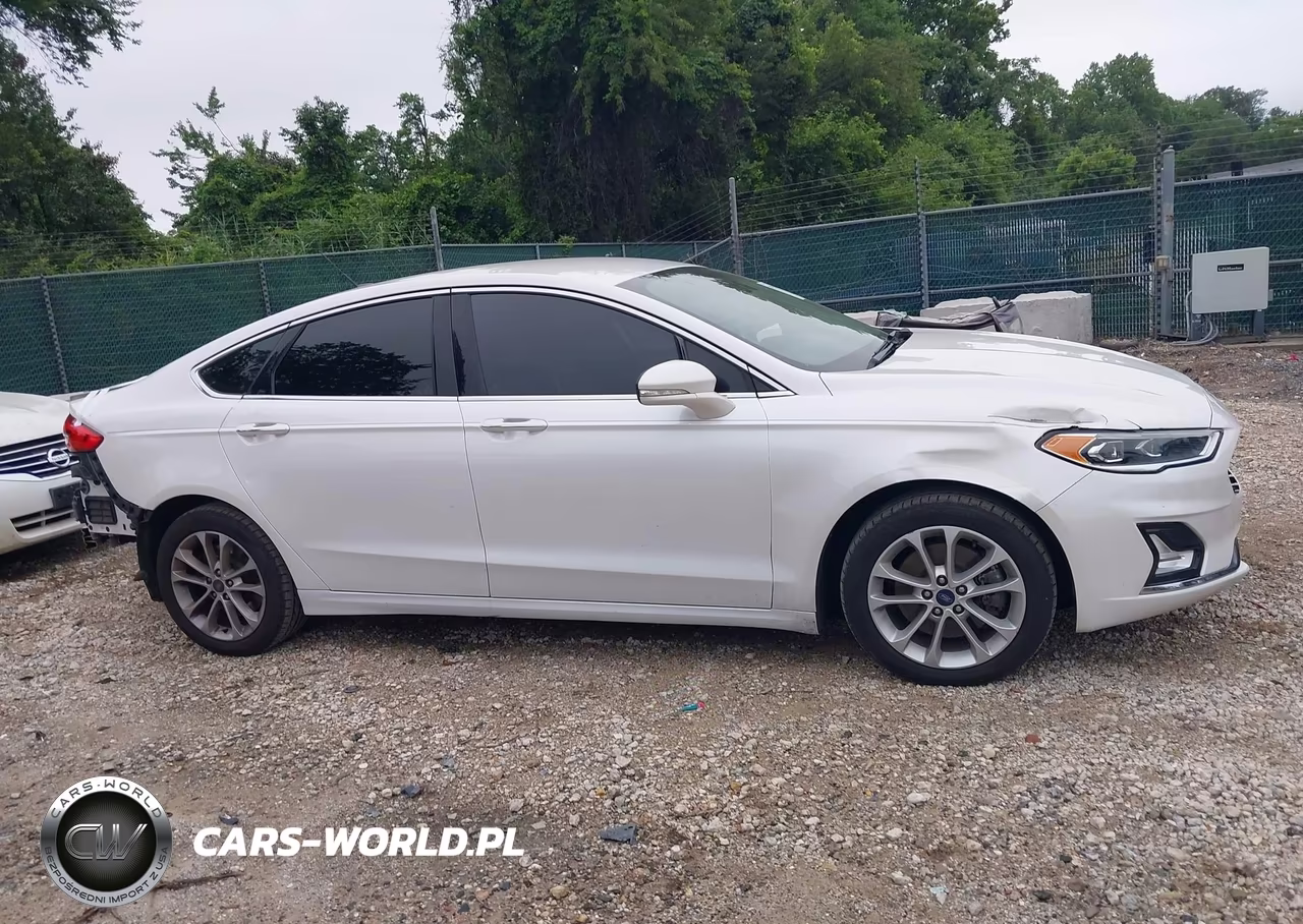 2019 Ford Fusion Titanium VIN:3FA6P0SU7KR228415 - 14