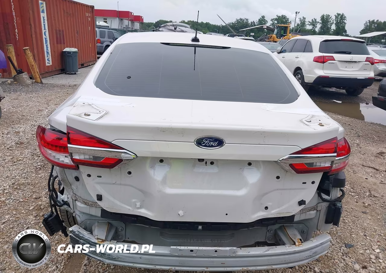 2019 Ford Fusion Titanium VIN:3FA6P0SU7KR228415 - 6
