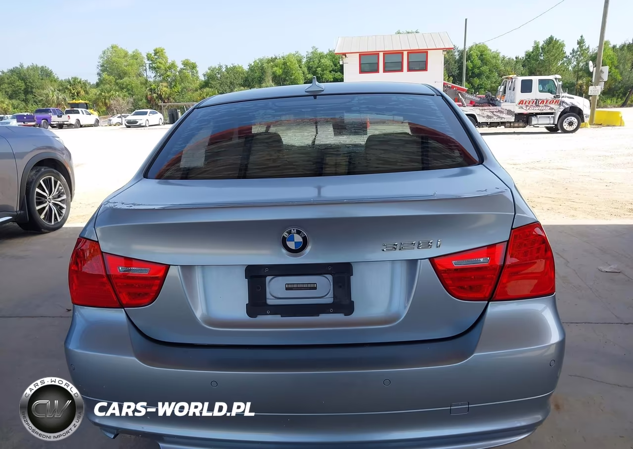 2011 BMW 328I VIN:WBAPH7C58BE675217 - 16