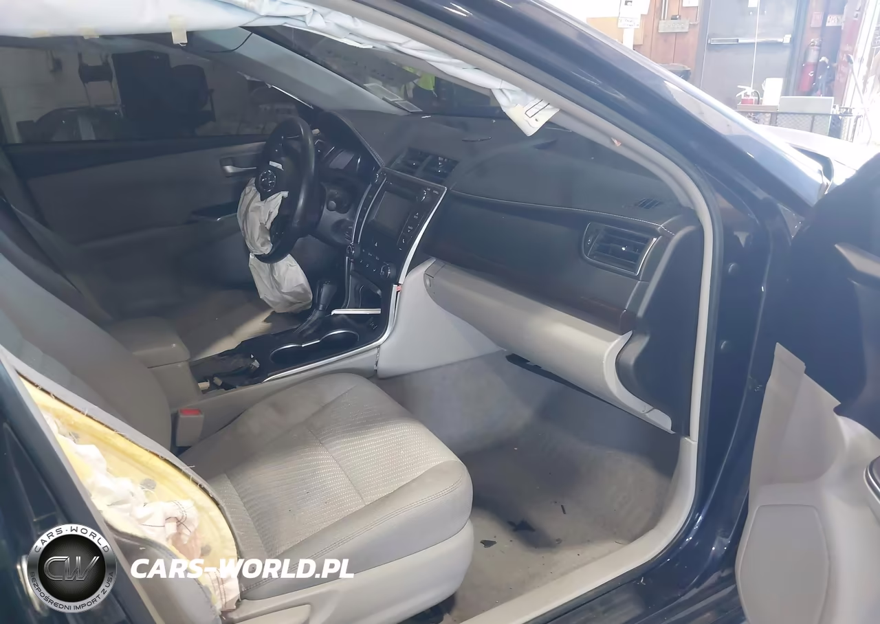 2017 Toyota Camry Le VIN:4T1BF1FK2HU695667 - 5
