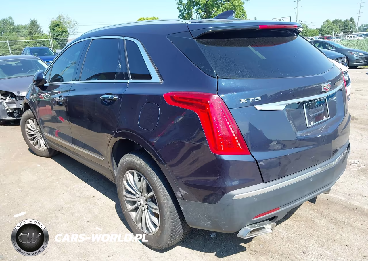 2017 Cadillac Xt5 Luxury VIN:1GYKNBRS1HZ157483 - 3