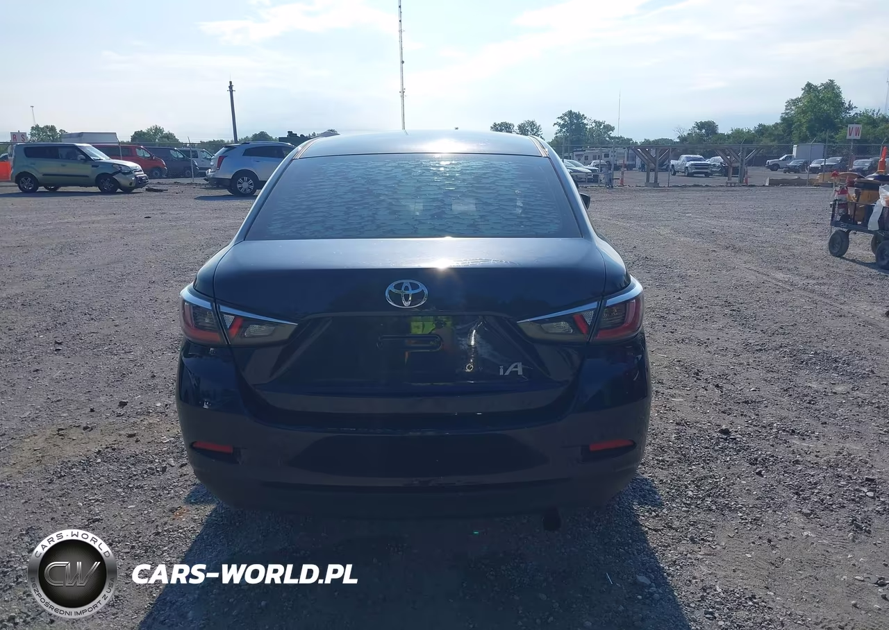 2018 Toyota Yaris Ia VIN:3MYDLBYV8JY319479 - 17