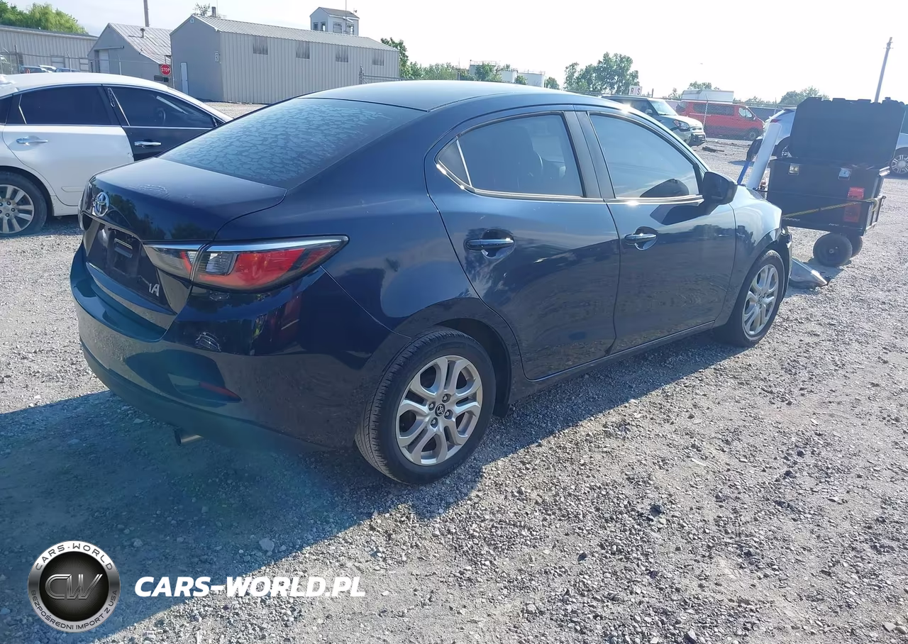 2018 Toyota Yaris Ia VIN:3MYDLBYV8JY319479 - 4