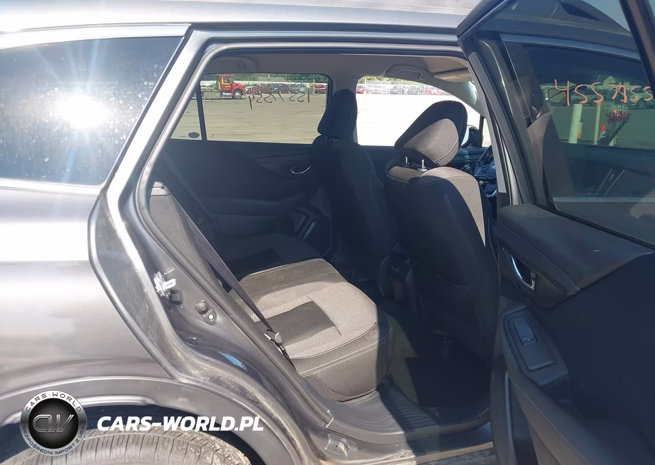 2021 Subaru Outback Premium VIN:4S4BTADCXM3168772 - 8