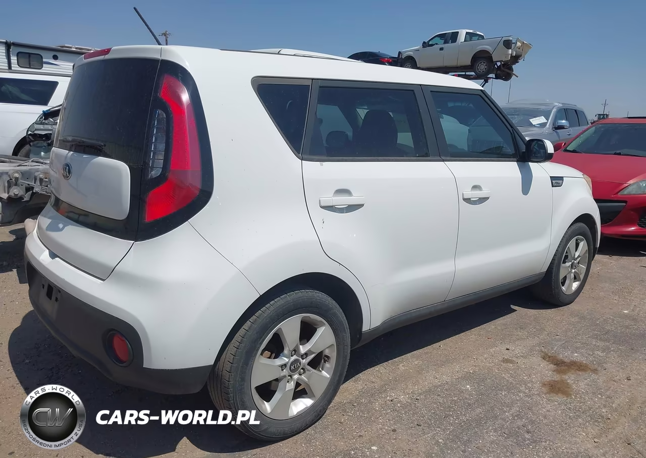 2017 Kia Soul VIN:KNDJN2A23H7483939 - 4