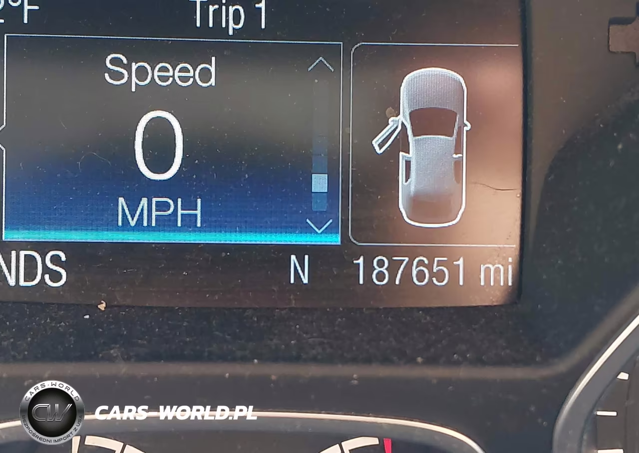 2016 Ford Escape Titanium VIN:1FMCU9J94GUB84974 - 15