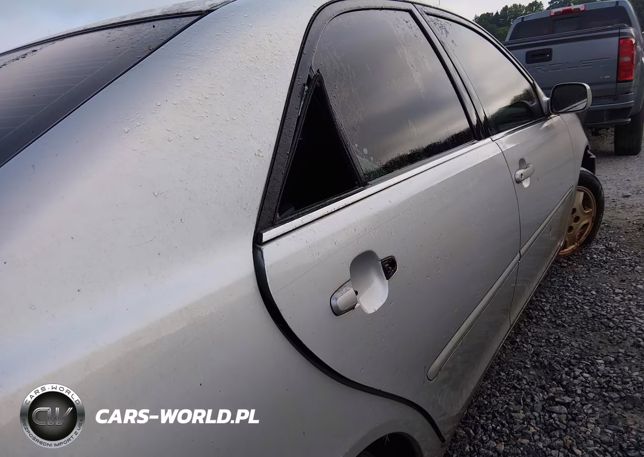 2003 Toyota Camry Le V6 VIN:4T1BF32K43U042610 - 12