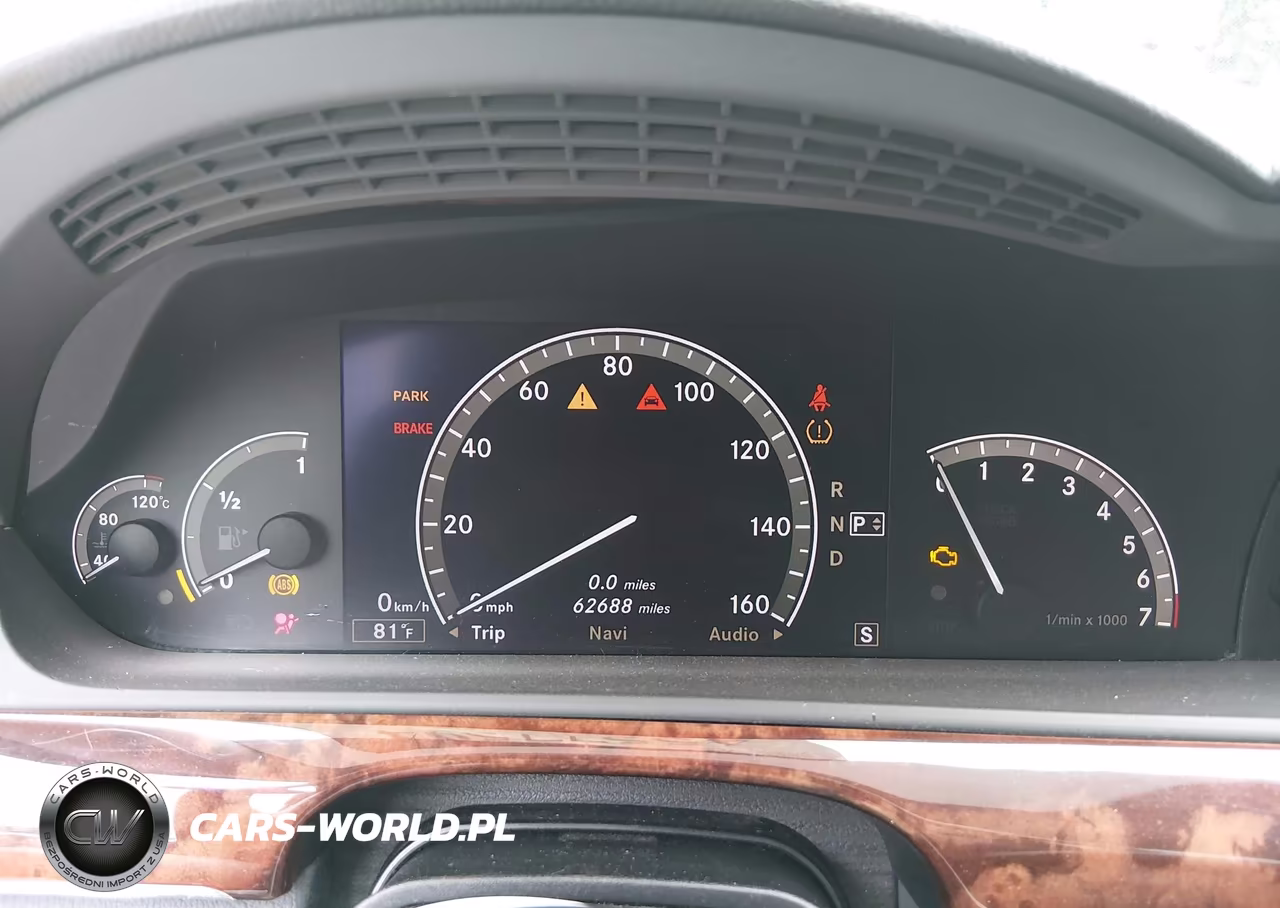 MERCEDES-BENZ S 550 VIN:WDDNG71X97A043221 - 7