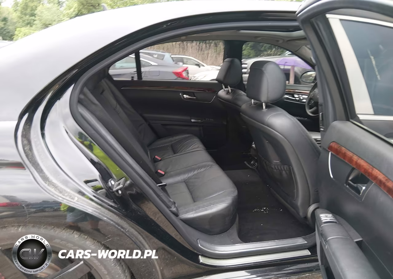 MERCEDES-BENZ S 550 VIN:WDDNG71X97A043221 - 8