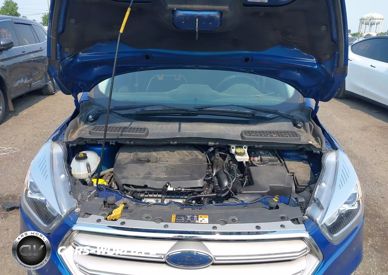 2017 Ford Escape Se VIN:1FMCU0GD8HUA02606 - 10